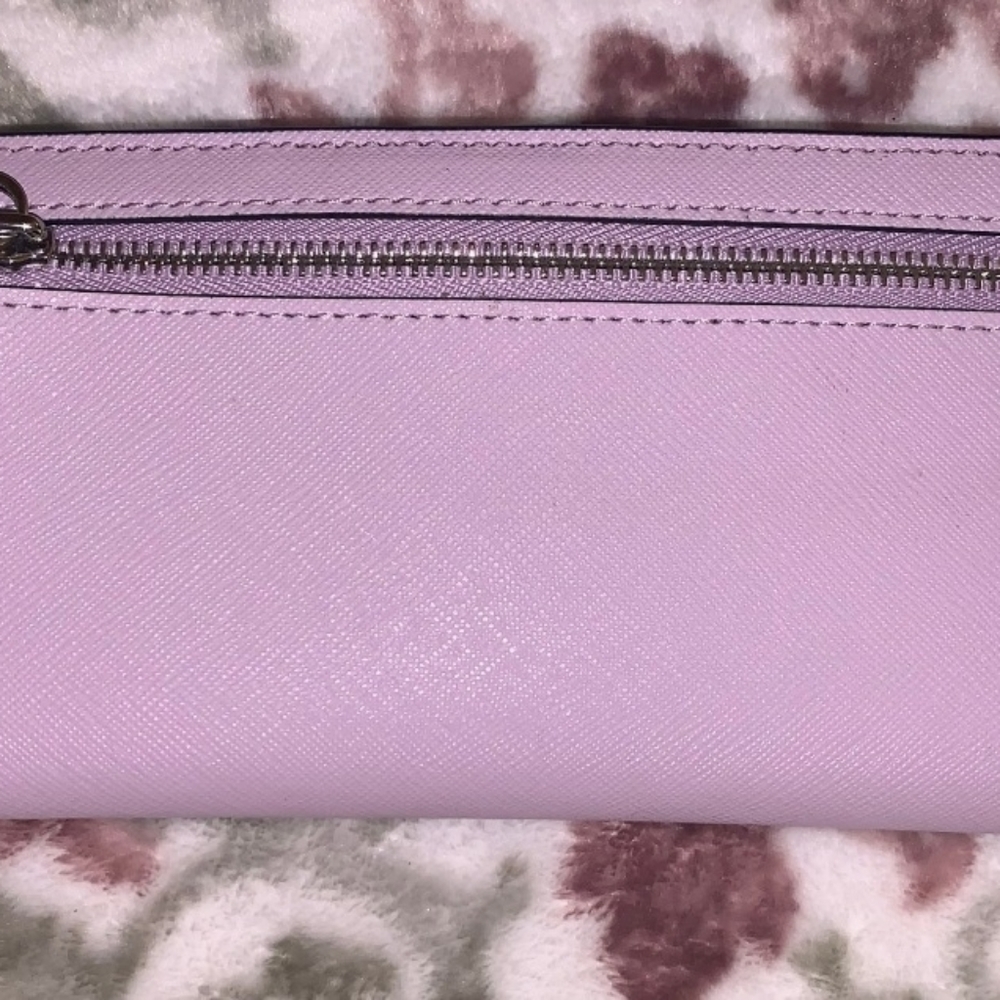 Kate Spade Wallet - Picture 2 of 3